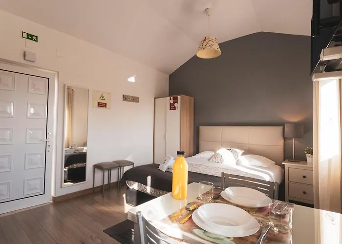 Best Houses 04 - Loft In The Heart Of Peniche